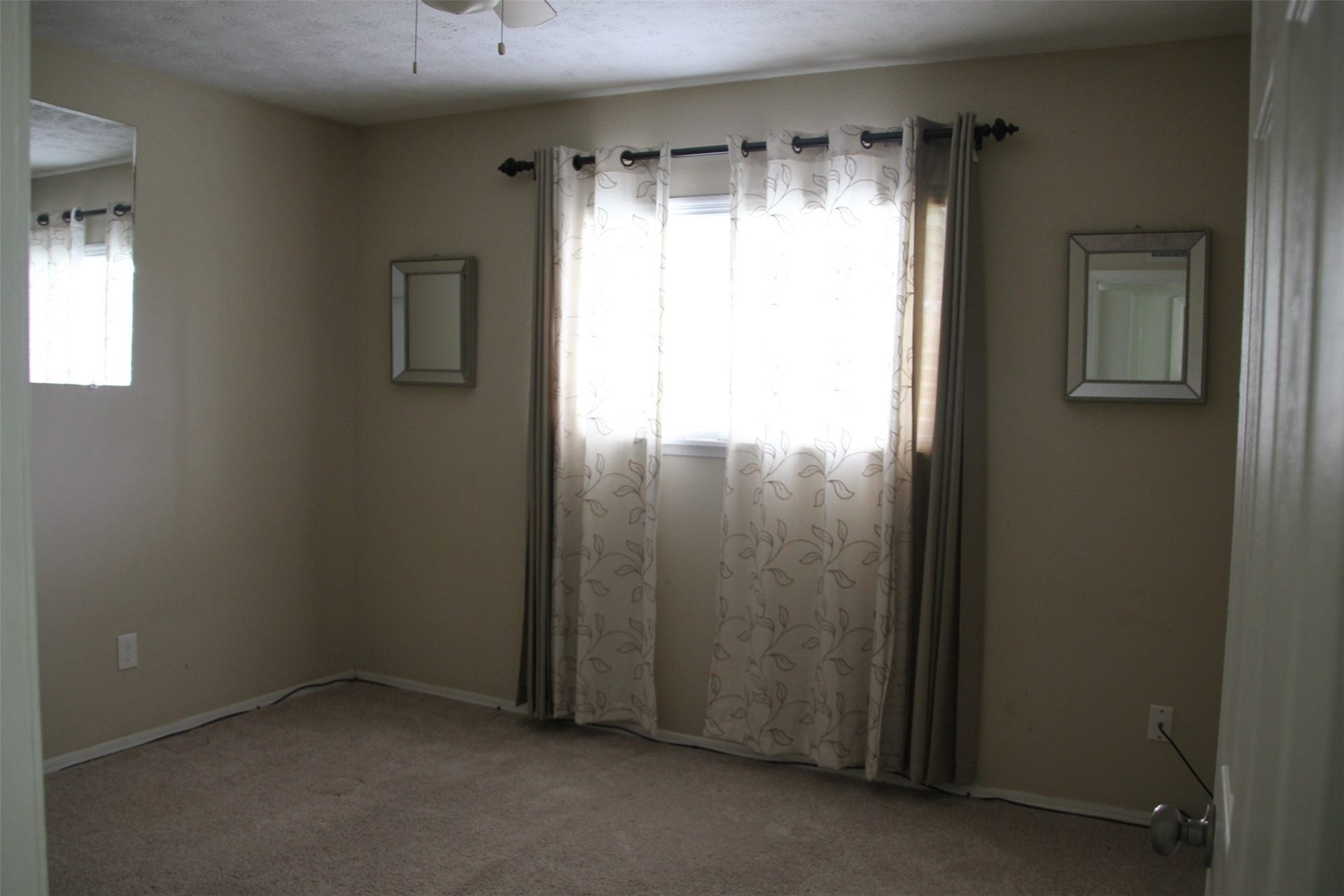 3035 Meadowview Dr Corner, Missouri City, TX 77459 3035 Meadowview Dr Corner, Missouri City, TX 77459
