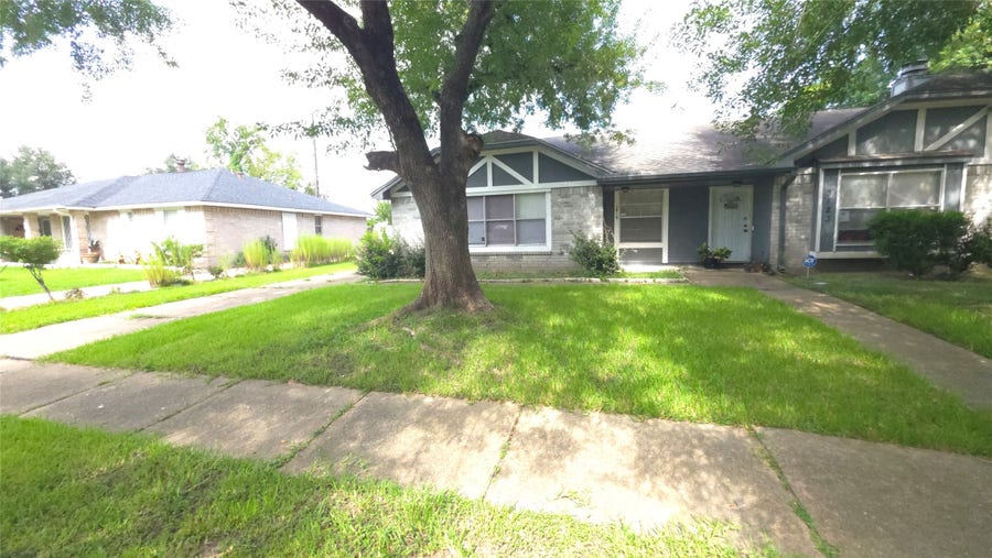 Property photo for 3819 Westmeadow Drive, Houston, TX