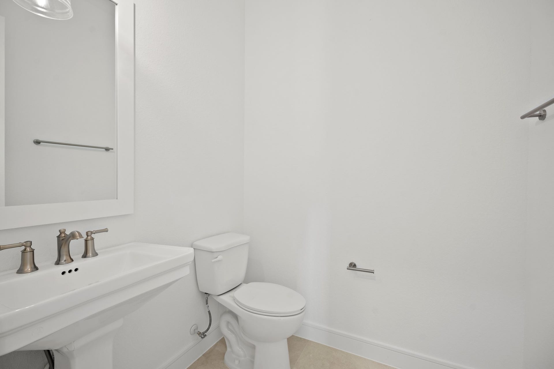 1801 S Wildflower Drive, Deer Park, TX 77536 Half bath (*Photo not of actual home and used for illustration purposes only.)