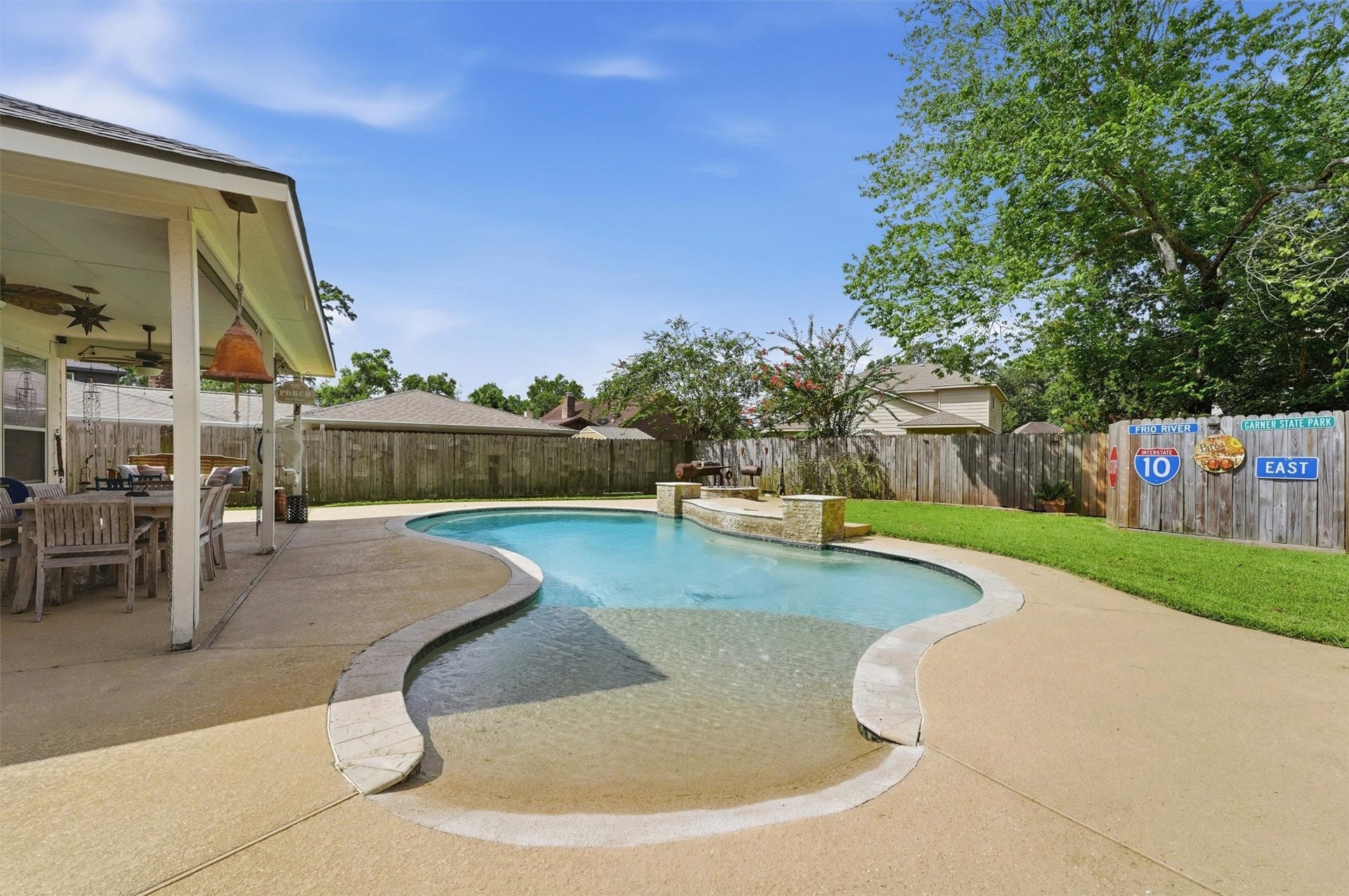 1719 Cloister Drive, Crosby, TX 77532 1719 Cloister Drive, Crosby, TX 77532