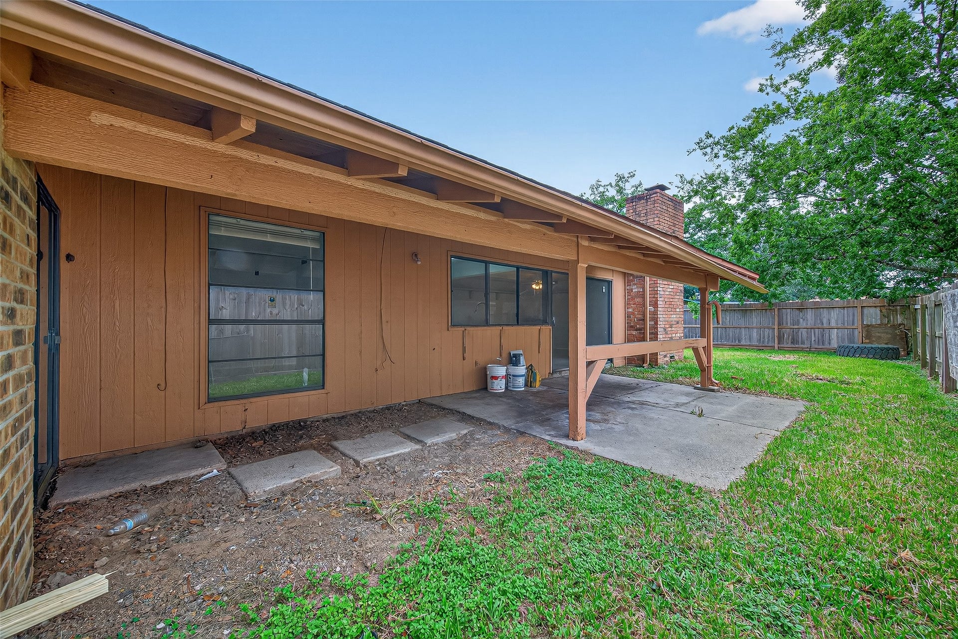 15815 IRONSIDE CREEK, Houston, TX 77053 15815 IRONSIDE CREEK, Houston, TX 77053