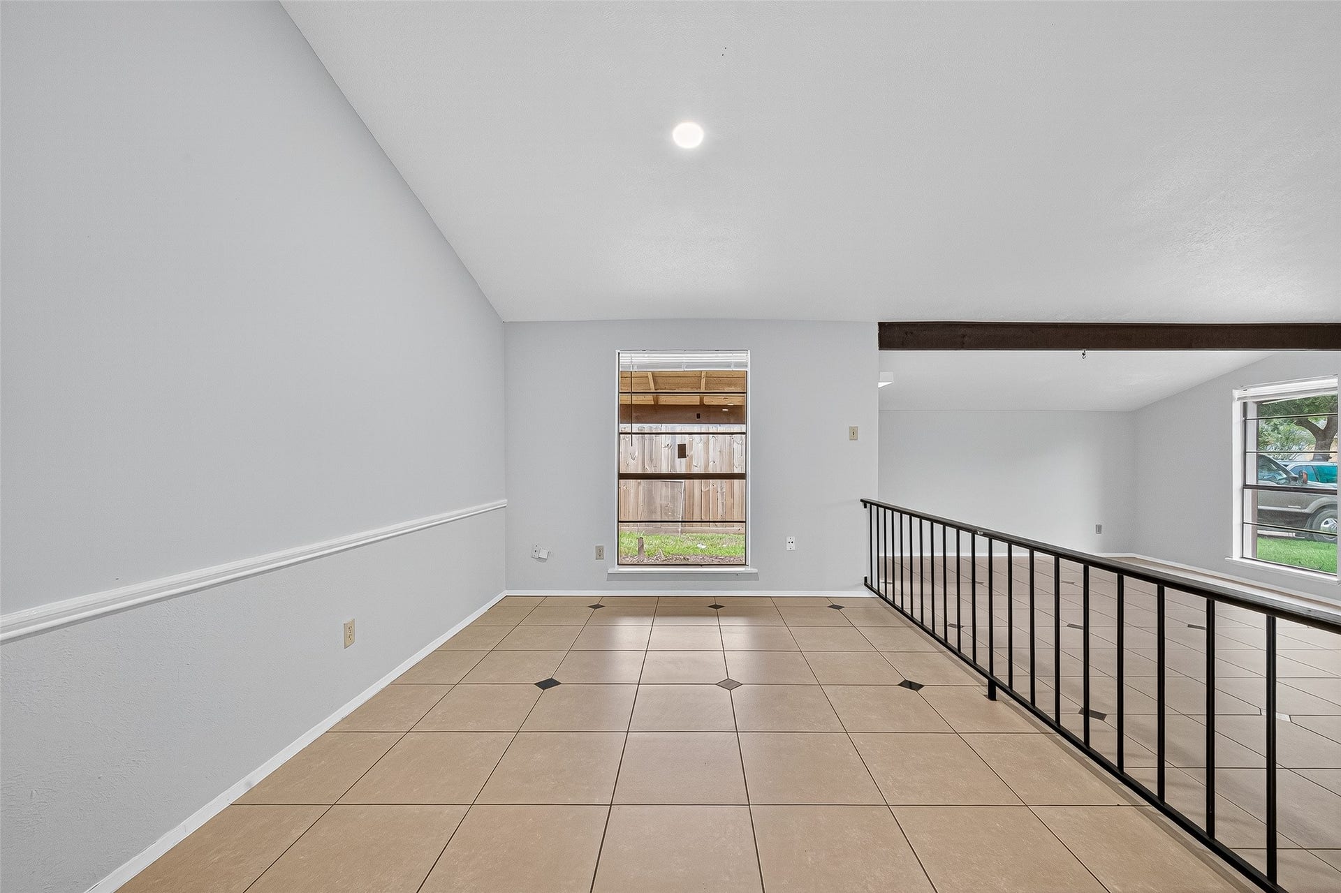 15815 IRONSIDE CREEK, Houston, TX 77053 15815 IRONSIDE CREEK, Houston, TX 77053