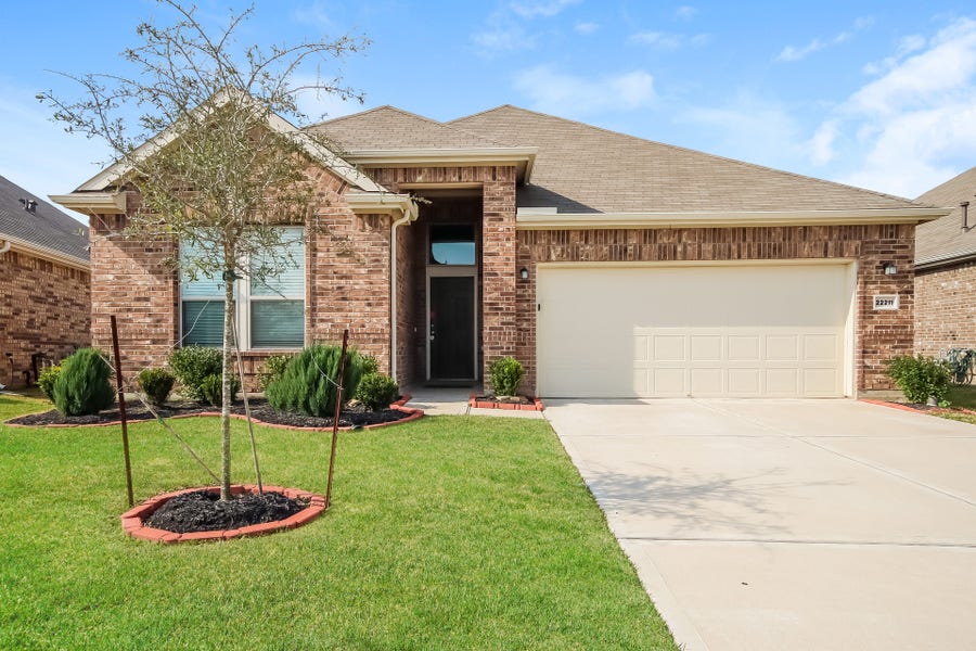Property photo for 22211 Davenport Downs Lane, Richmond, TX