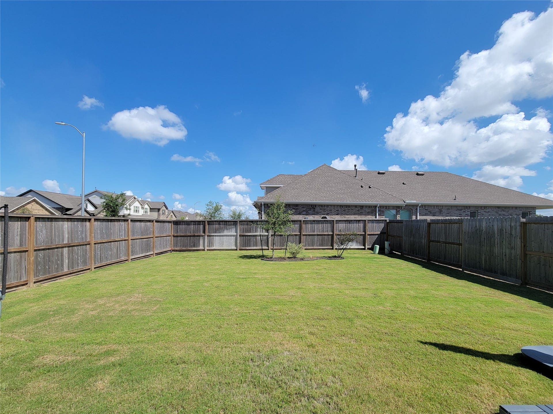 2403 Lemon Grass Drive, Fulshear, TX 77423