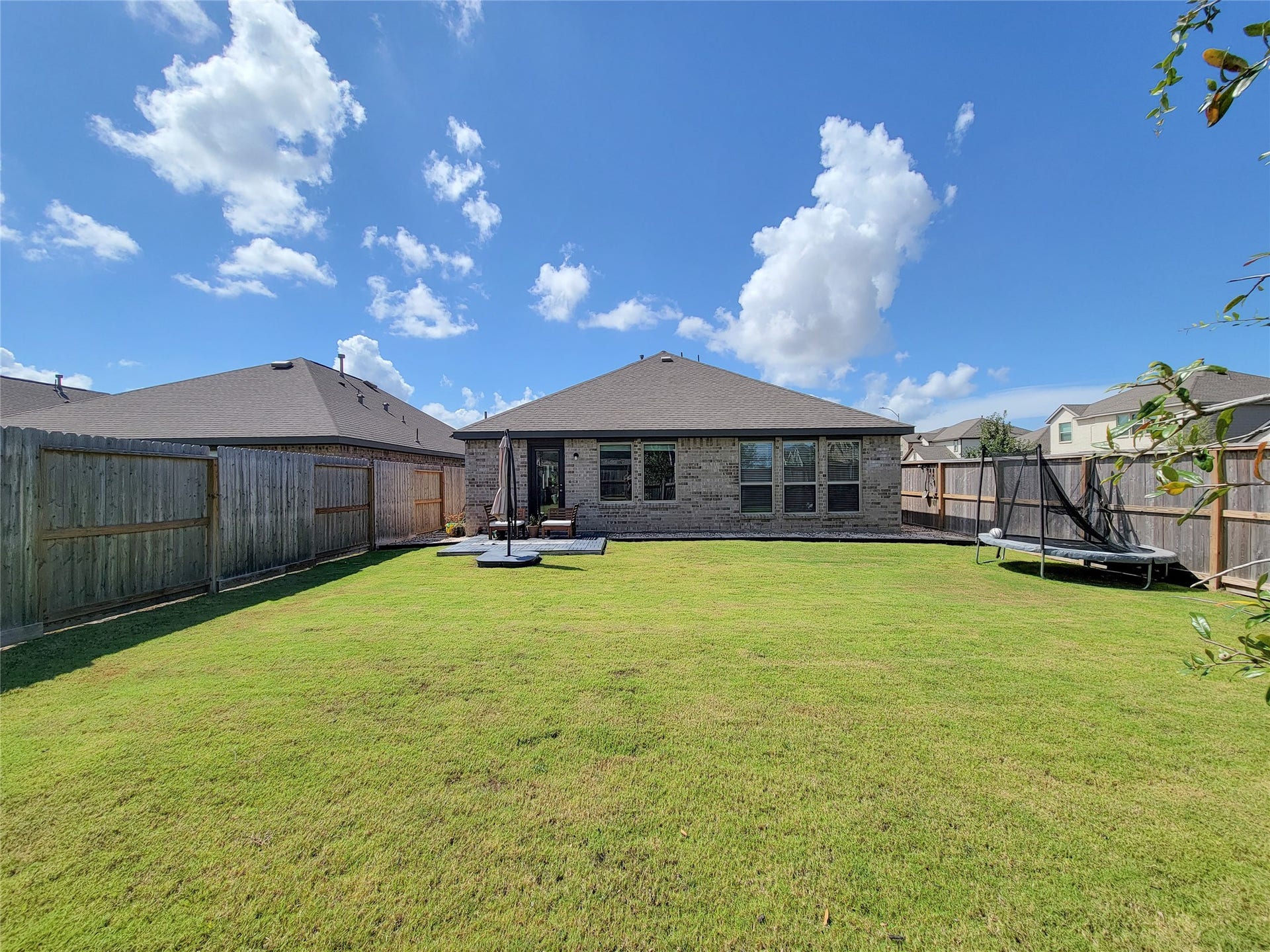2403 Lemon Grass Drive, Fulshear, TX 77423