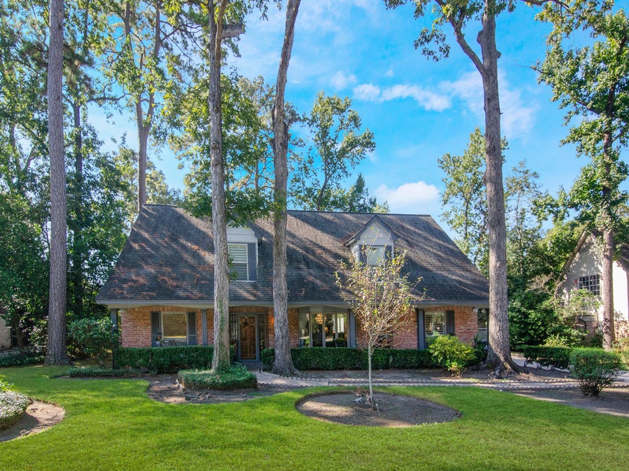 Property photo for 532 Raleigh Drive, Conroe, TX