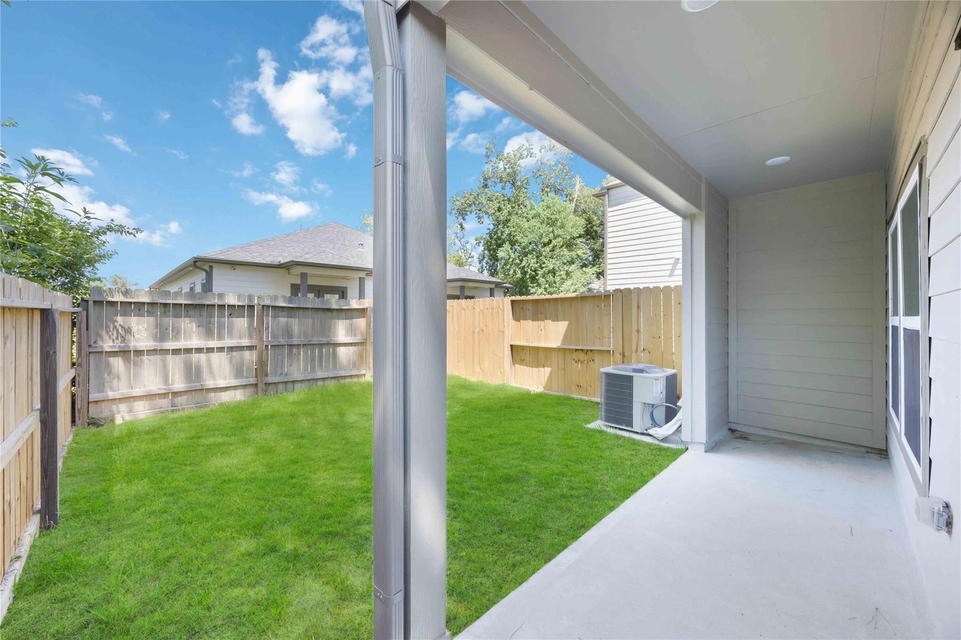 7987 Chateau Street, #B, Houston, TX 77028 7987 Chateau Street, #B, Houston, TX 77028