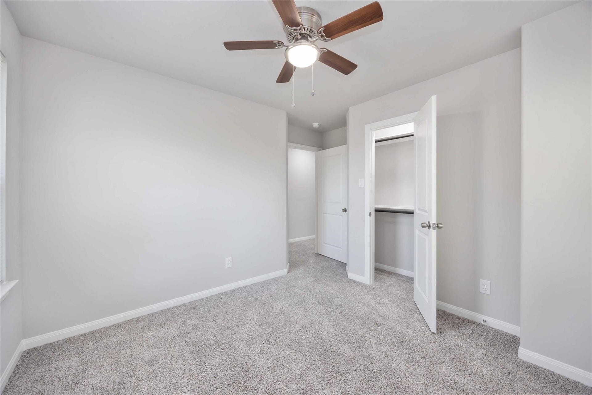 7987 Chateau Street, #B, Houston, TX 77028 7987 Chateau Street, #B, Houston, TX 77028