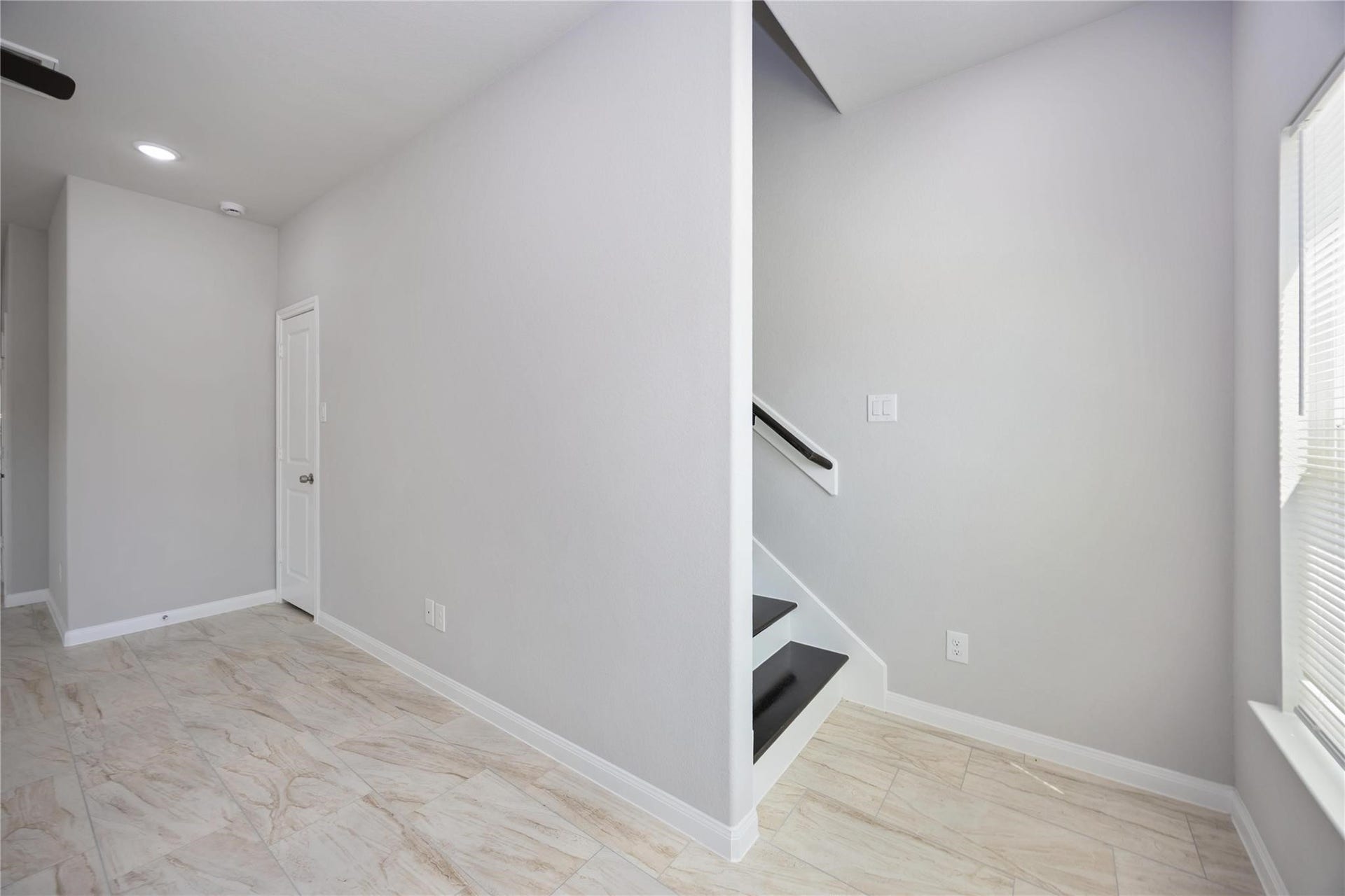 7987 Chateau Street, #B, Houston, TX 77028 7987 Chateau Street, #B, Houston, TX 77028