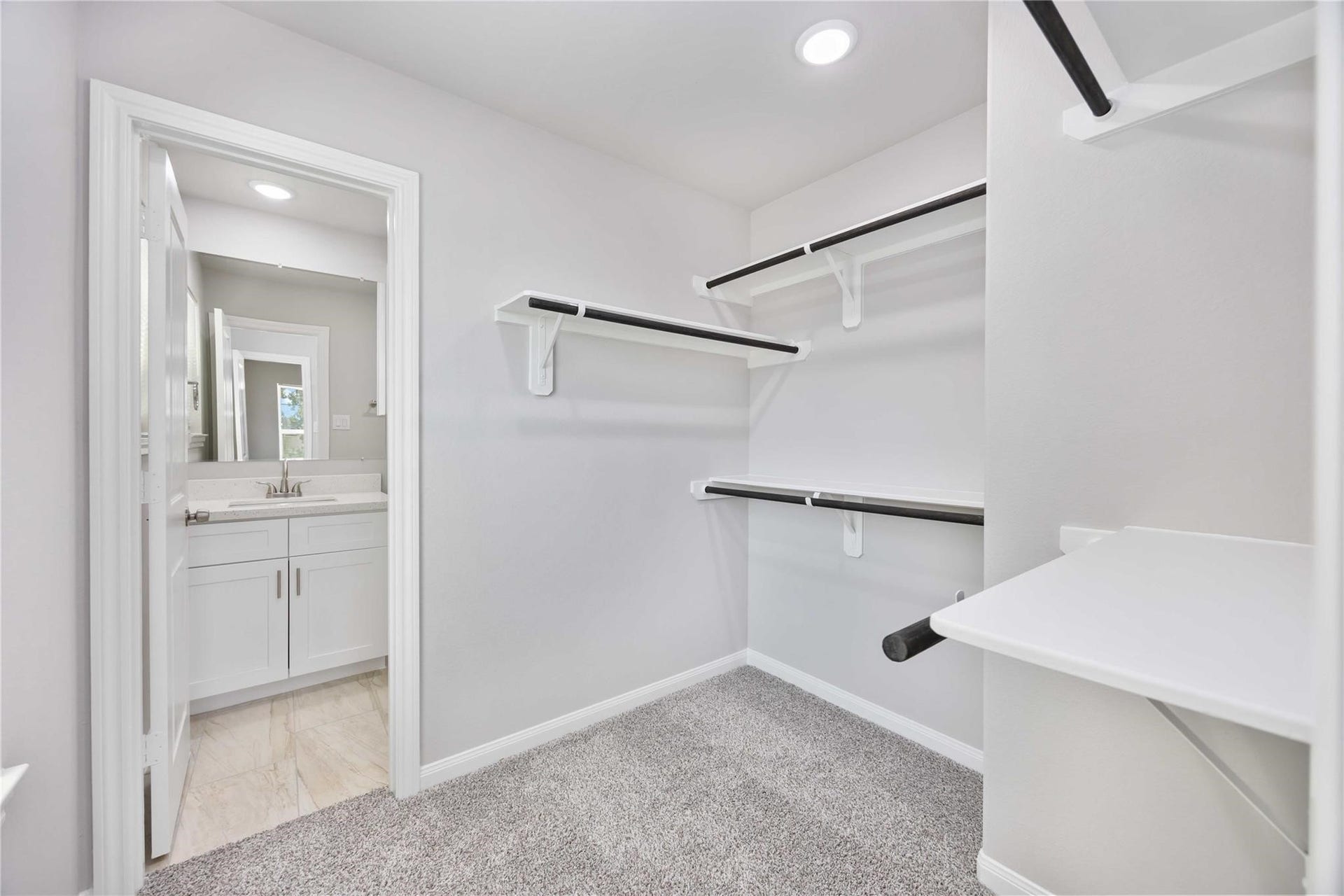 7987 Chateau Street, #B, Houston, TX 77028 7987 Chateau Street, #B, Houston, TX 77028
