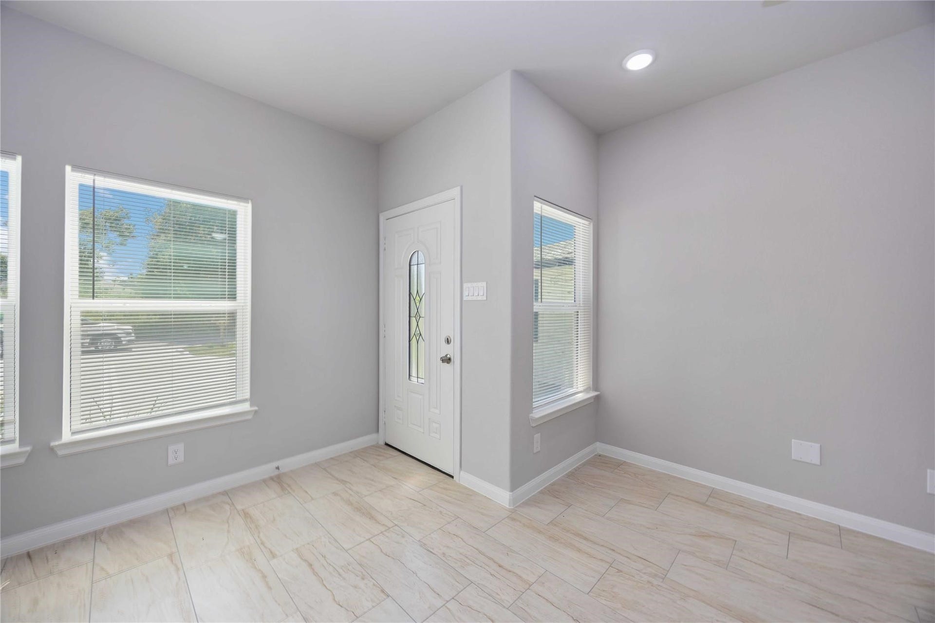 7987 Chateau Street, #B, Houston, TX 77028 7987 Chateau Street, #B, Houston, TX 77028