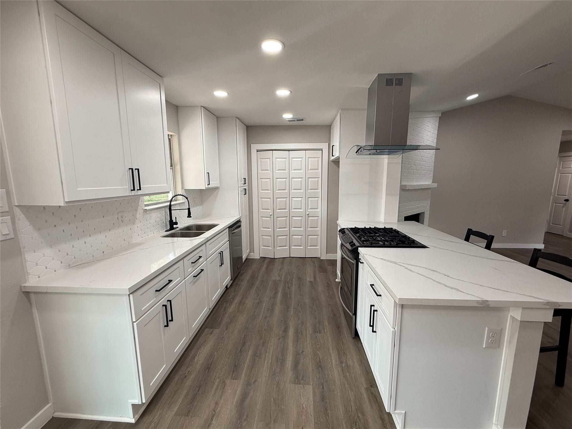 4306 Pine Meadow Drive, Richmond, TX 77469