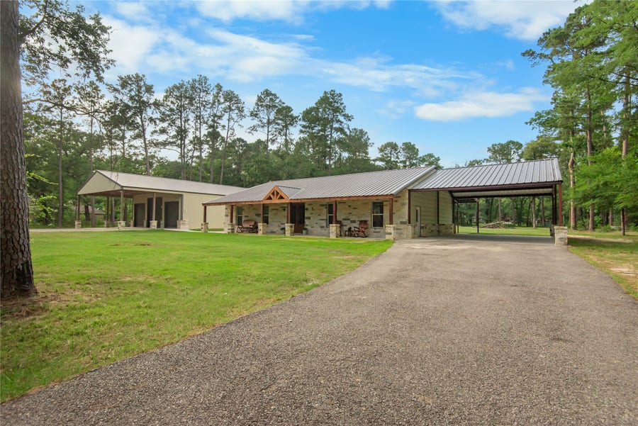 Property photo for 41576 Mill Creek Road, Magnolia, TX