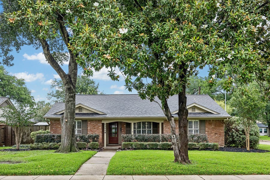 Property photo for 6200 Locke Lane, Houston, TX