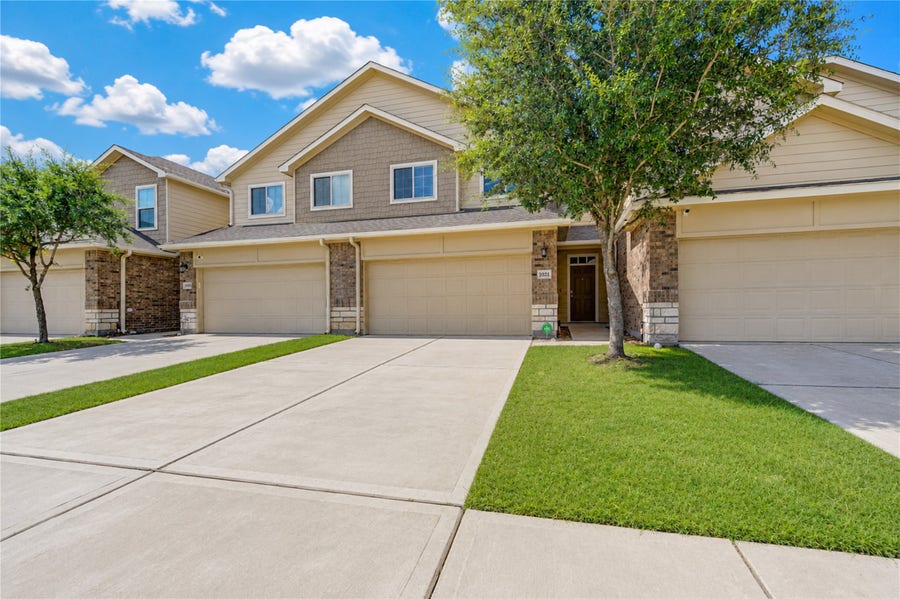 Property photo for 17021 Wilthorne Gardens Court, Houston, TX