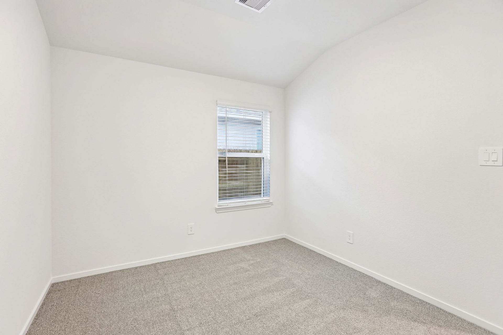 19235 Duke Falls Drive, Crosby, TX 77532 19235 Duke Falls Drive, Crosby, TX 77532