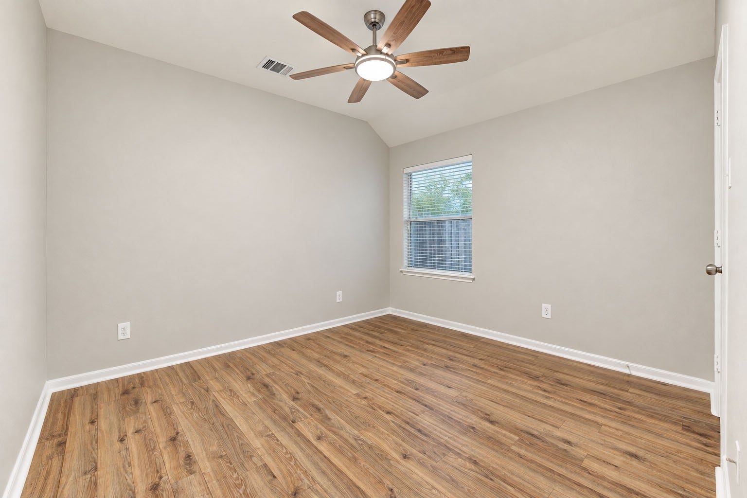 4719 Waterhaven Lane, Houston, TX 77084