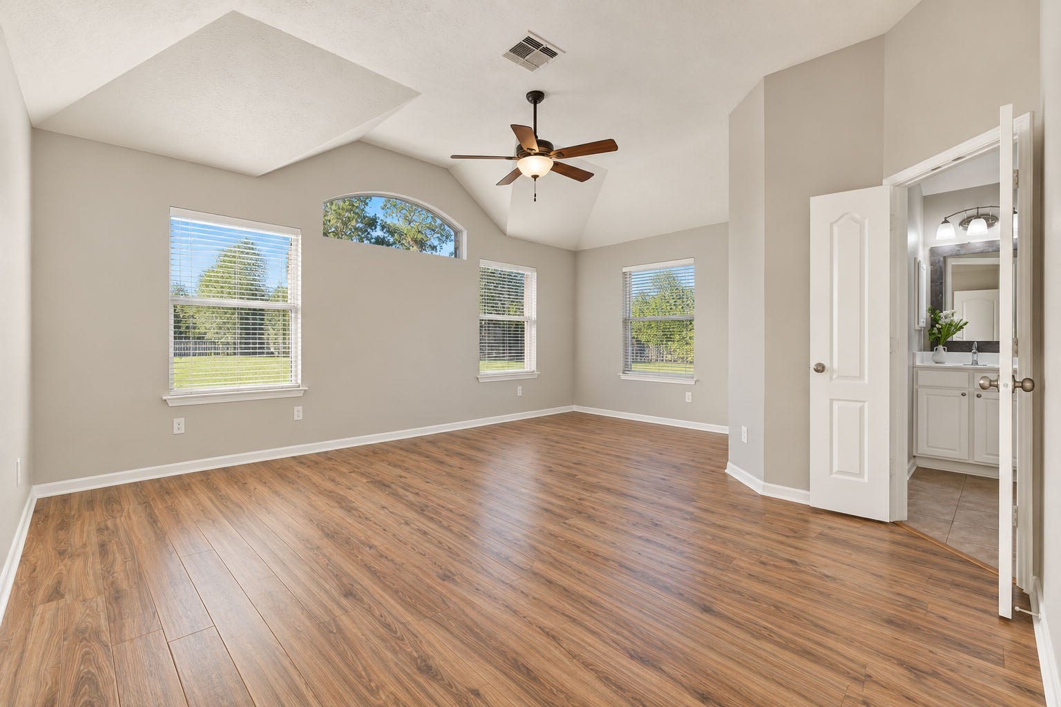 4719 Waterhaven Lane, Houston, TX 77084