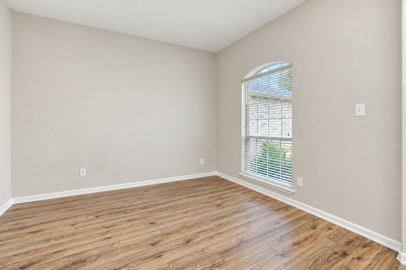 4719 Waterhaven Lane, Houston, TX 77084