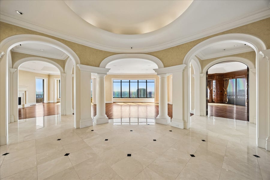 Property photo for 2121 Kirby Drive, #26S, Houston, TX