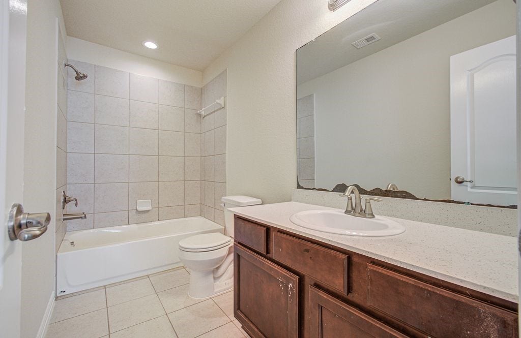 309 Burgundy Drive, Alvin, TX 77511 309 Burgundy Drive, Alvin, TX 77511