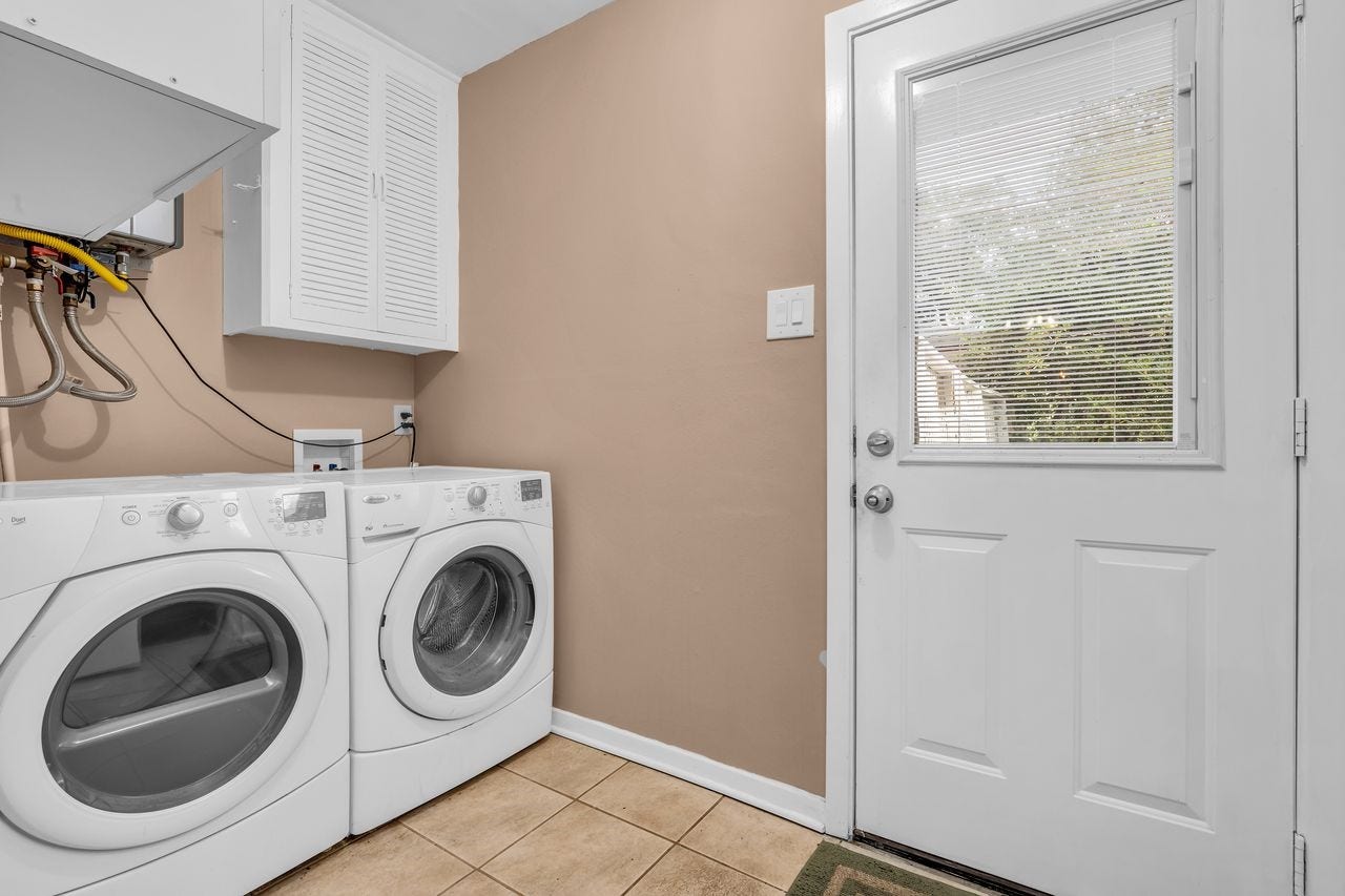 5734 Sanford Road, Houston, TX 77096 5734 Sanford Road, Houston, TX 77096