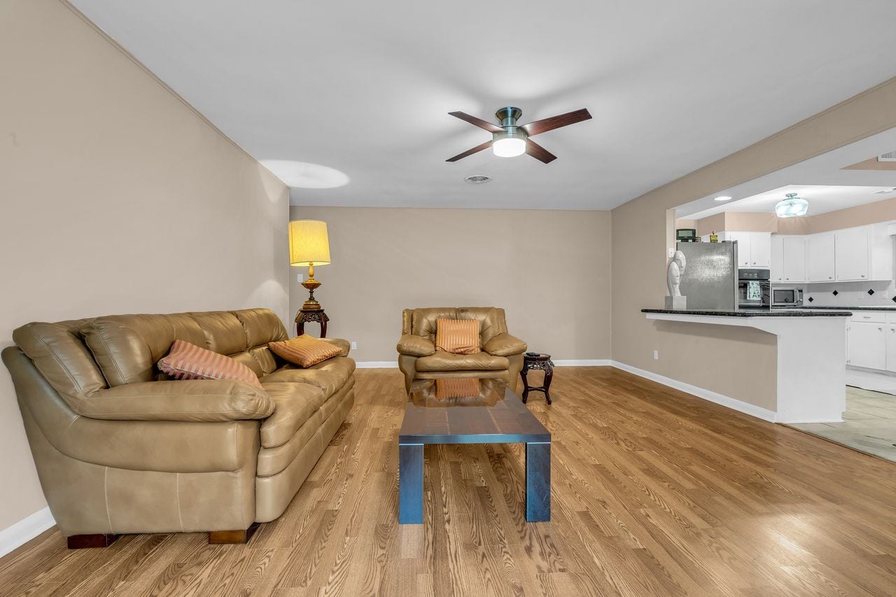 5734 Sanford Road, Houston, TX 77096 5734 Sanford Road, Houston, TX 77096