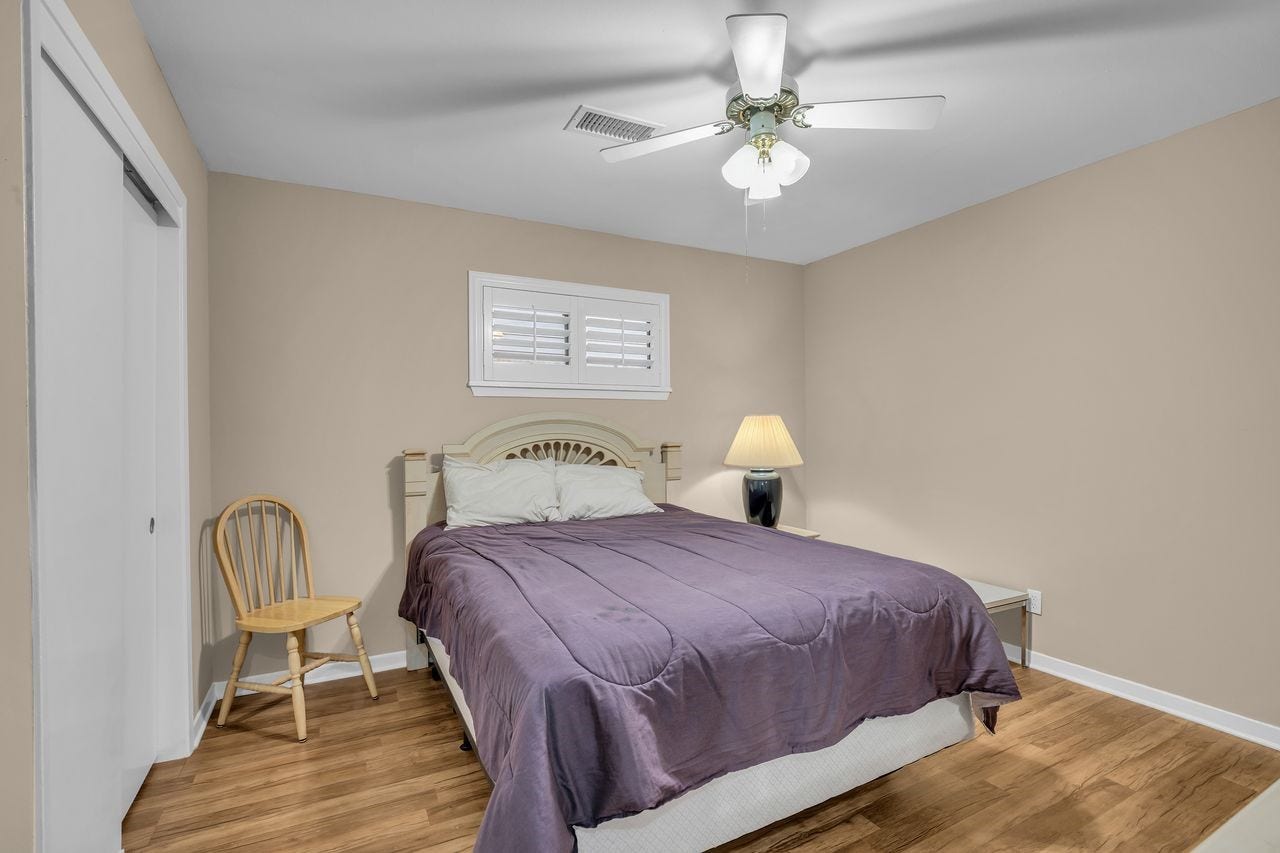 5734 Sanford Road, Houston, TX 77096 5734 Sanford Road, Houston, TX 77096