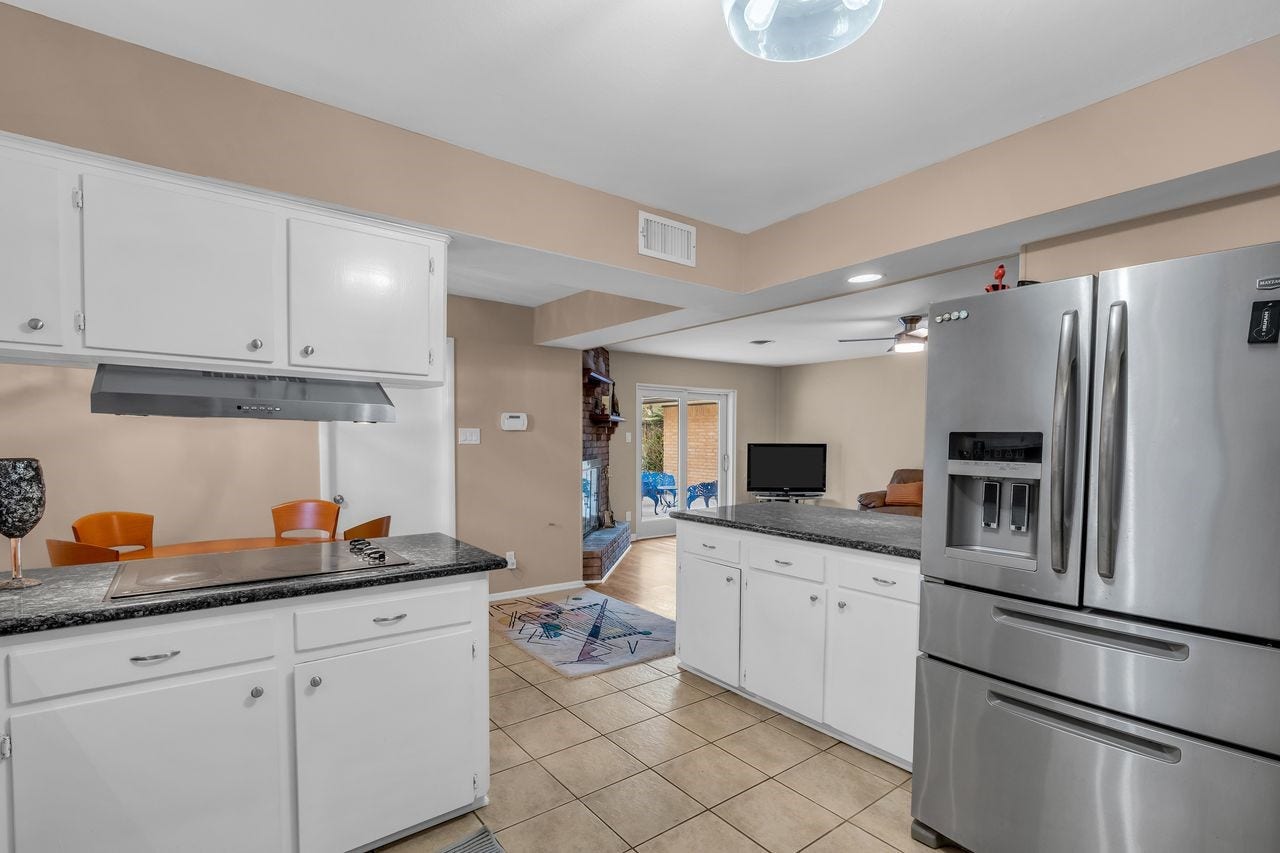 5734 Sanford Road, Houston, TX 77096 5734 Sanford Road, Houston, TX 77096