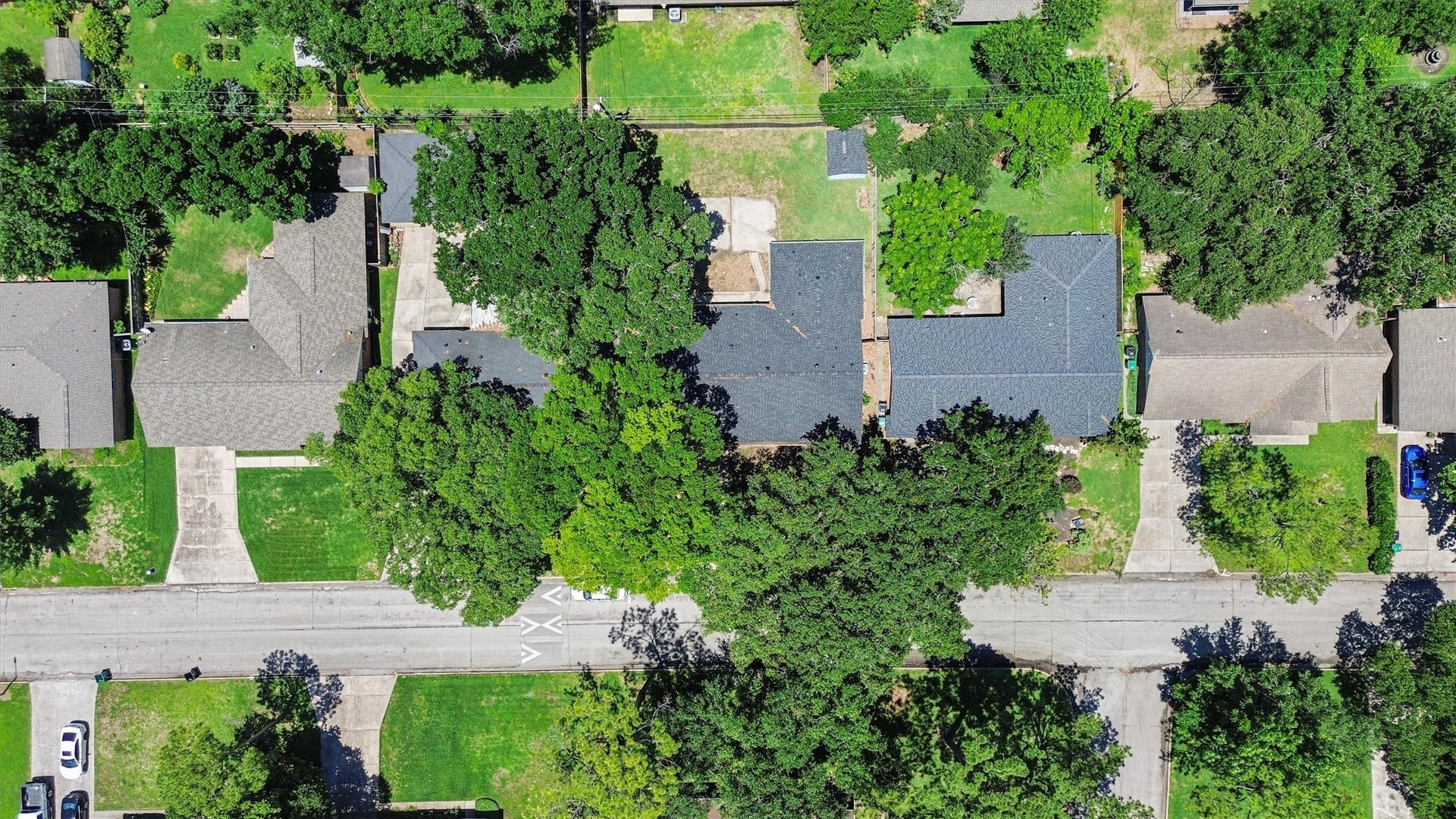9622 Fairdale Lane, Houston, TX 77063 9622 Fairdale Lane, Houston, TX 77063