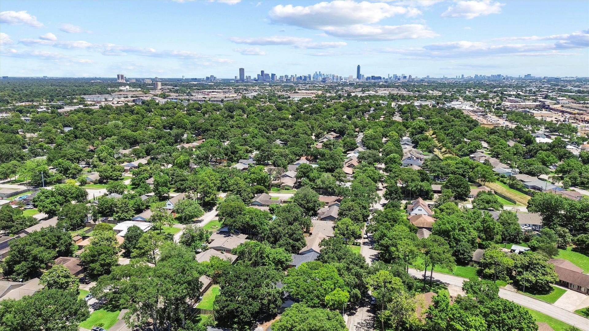 9622 Fairdale Lane, Houston, TX 77063 9622 Fairdale Lane, Houston, TX 77063