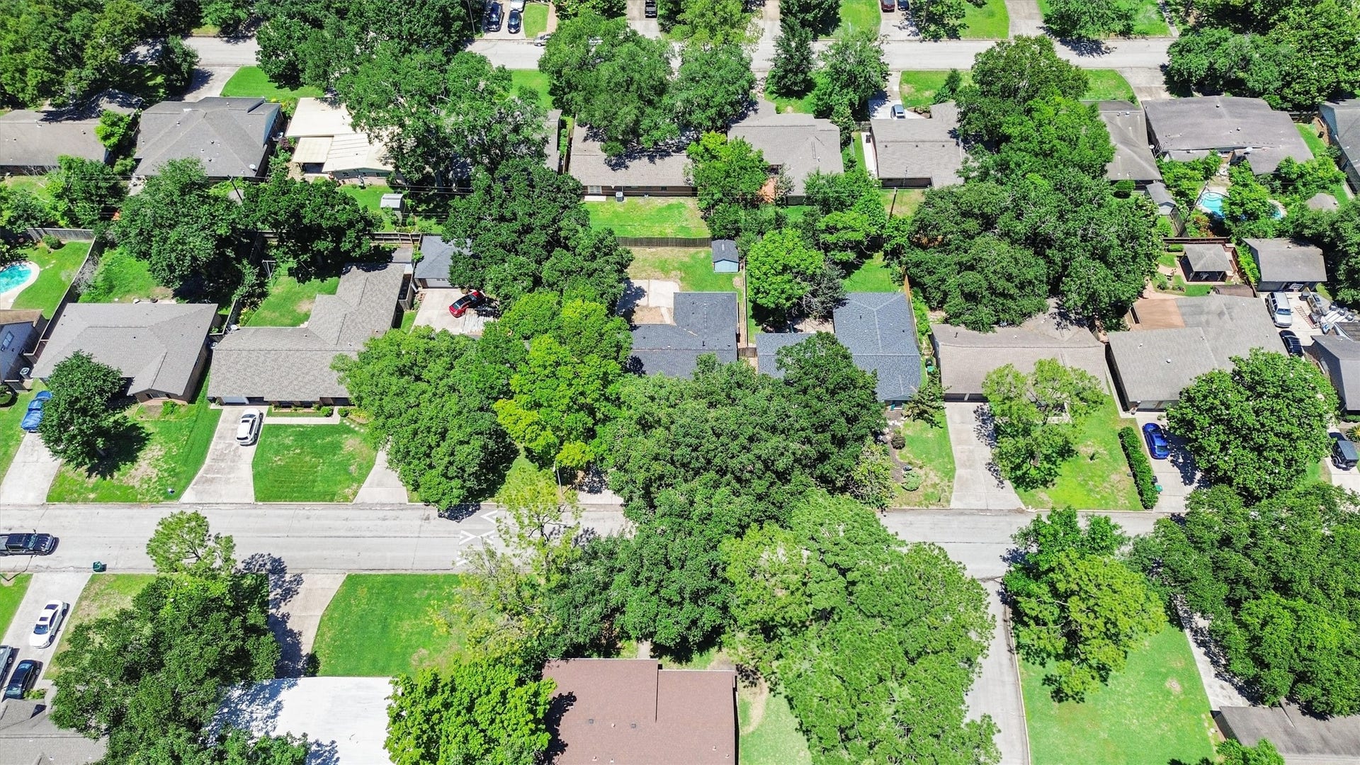 9622 Fairdale Lane, Houston, TX 77063 9622 Fairdale Lane, Houston, TX 77063