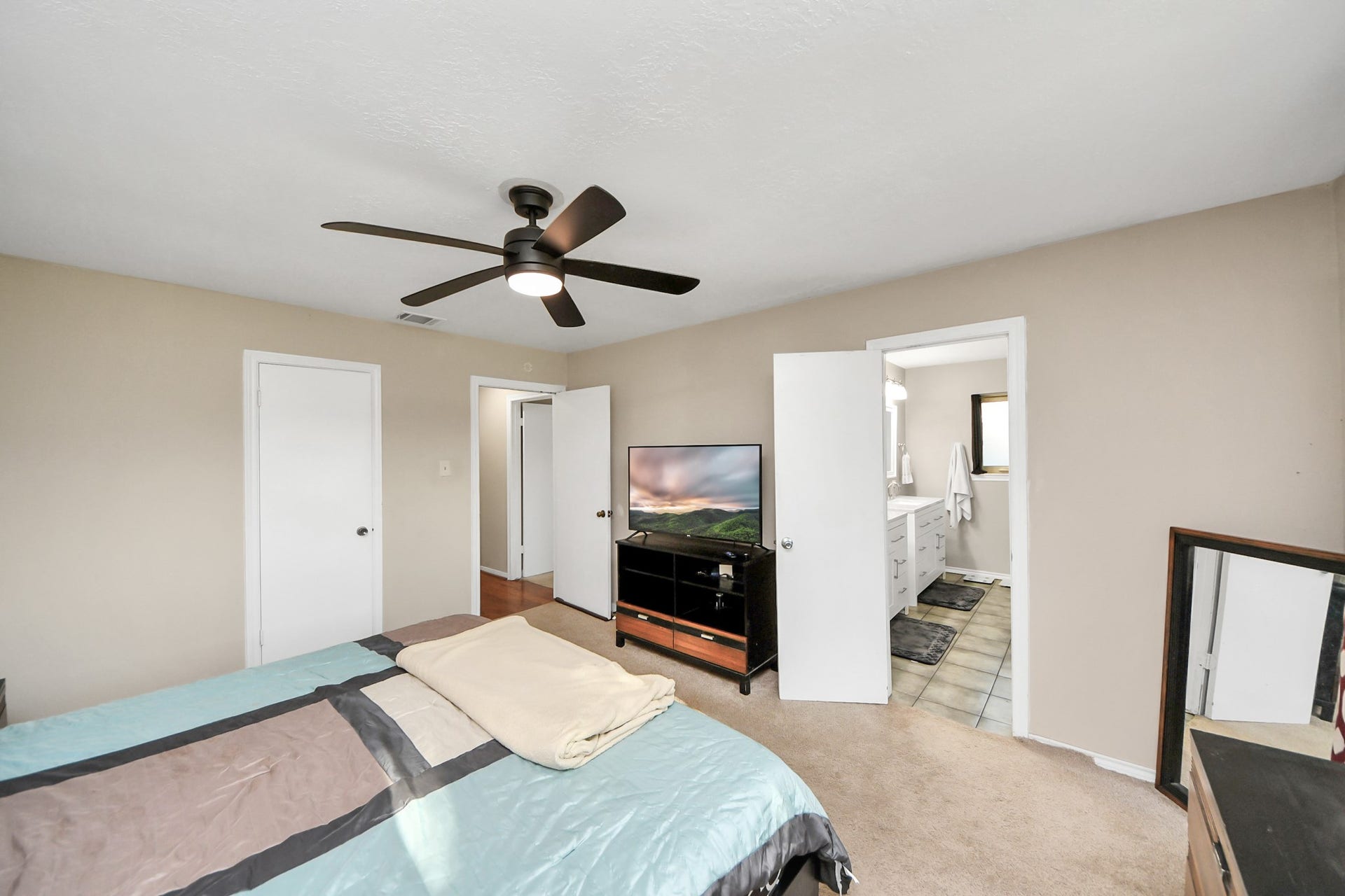 Primary bedroom