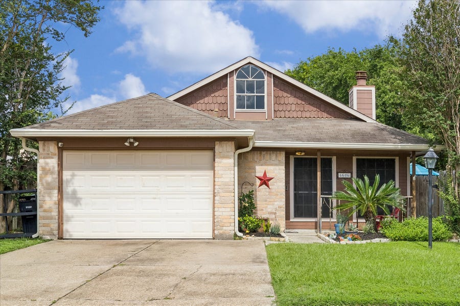 Property photo for 6606 Pleasant Stream Drive, Katy, TX
