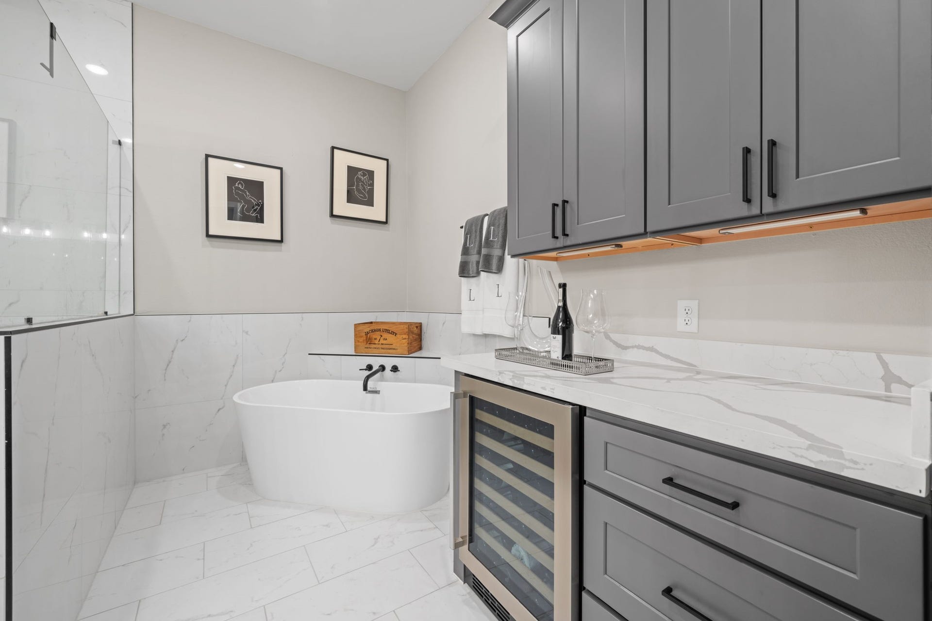 816 E 38th St, #C, Houston, TX 77022 816 E 38th St, #C, Houston, TX 77022