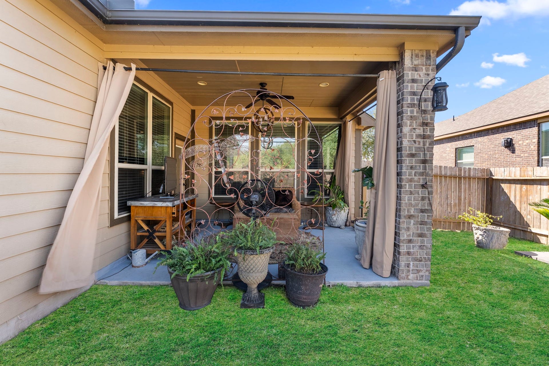 19610 Crystal Ivy Lane, Spring, TX 77388 19610 Crystal Ivy Lane, Spring, TX 77388