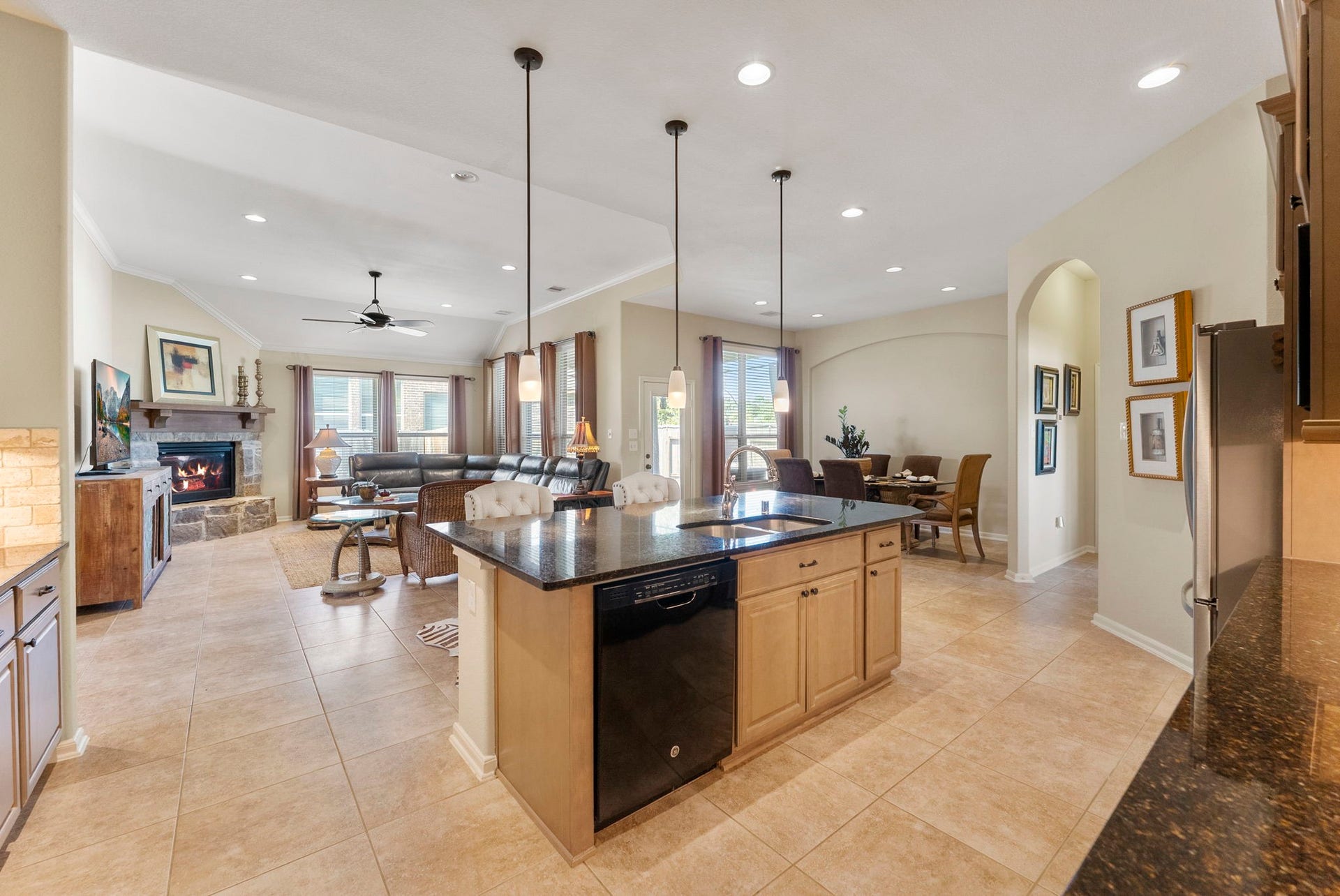 19610 Crystal Ivy Lane, Spring, TX 77388 19610 Crystal Ivy Lane, Spring, TX 77388