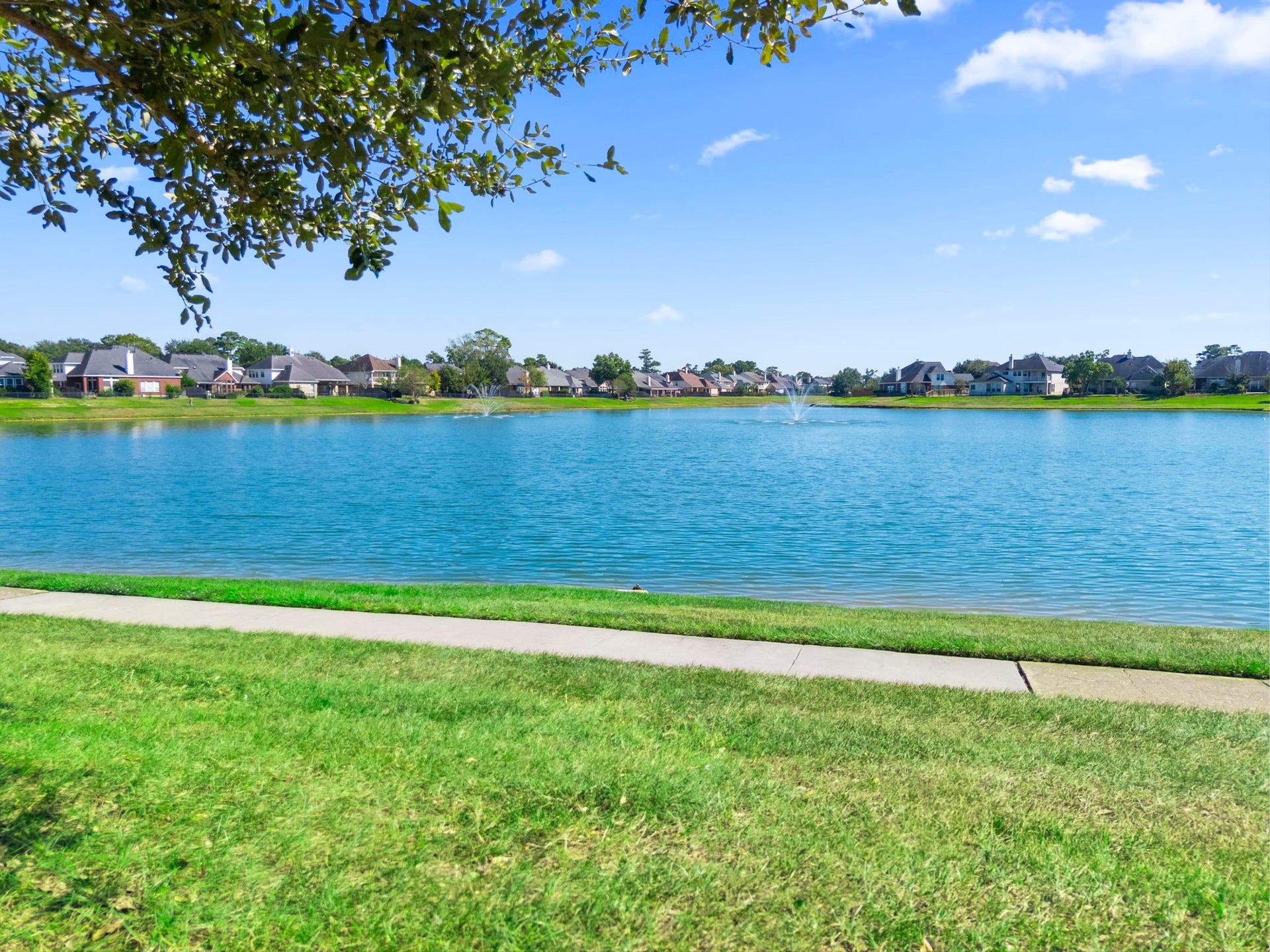 19610 Crystal Ivy Lane, Spring, TX 77388 19610 Crystal Ivy Lane, Spring, TX 77388