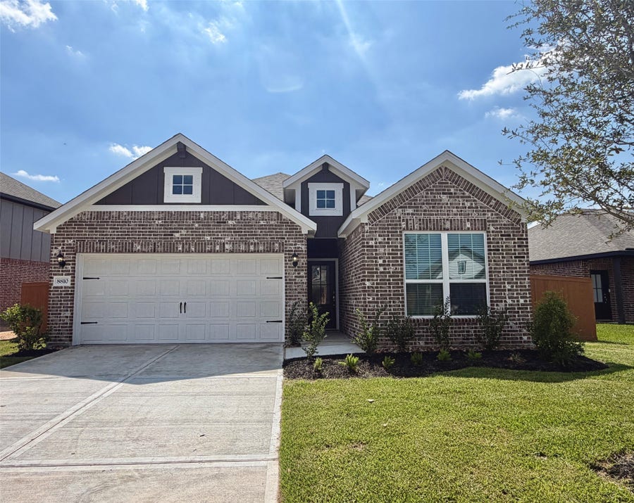 Property photo for 8810 New Jade Drive, Iowa Colony, TX