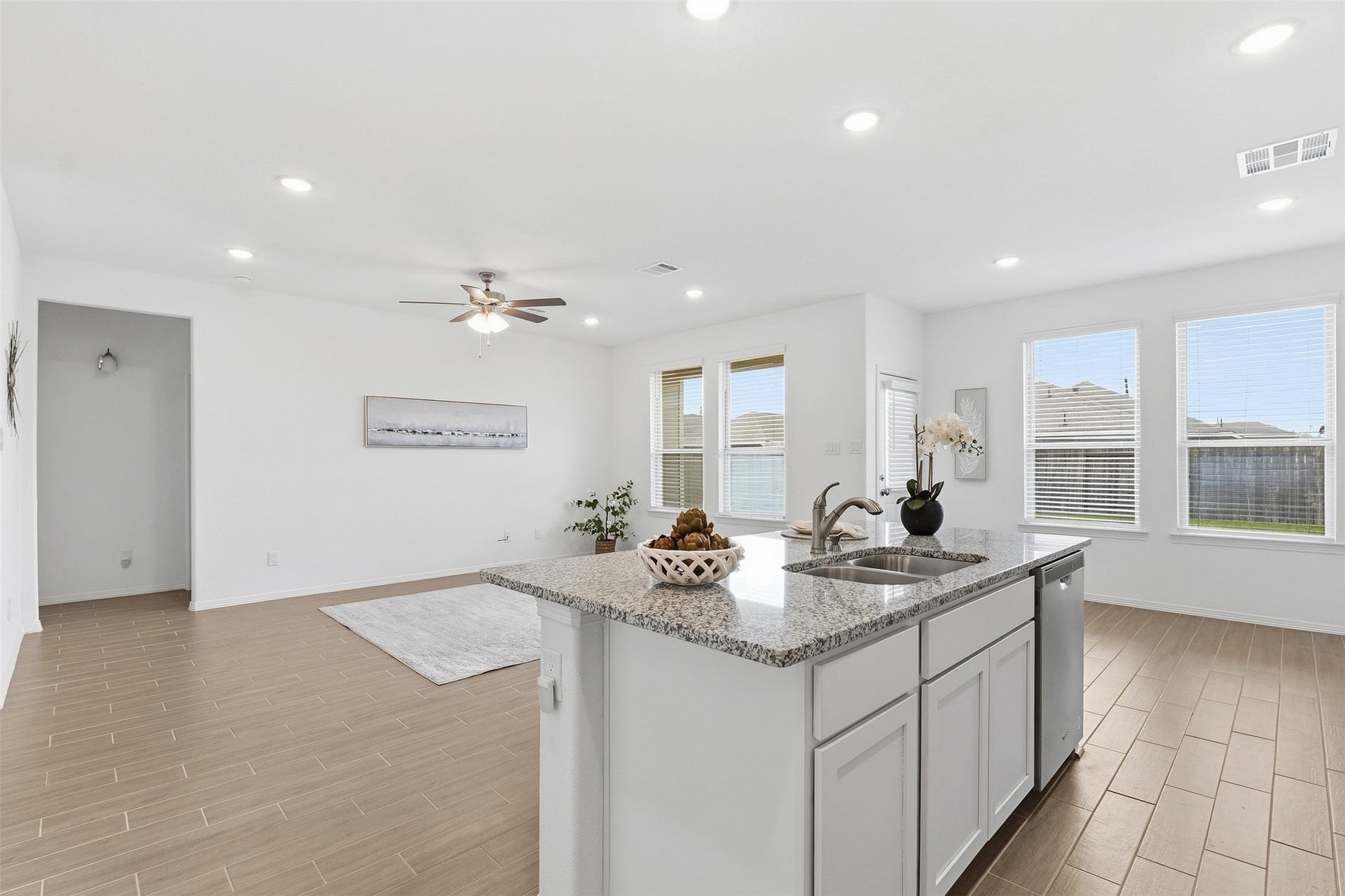 25814 Northpark Pine Drive, Porter, TX 77365 25814 Northpark Pine Drive, Porter, TX 77365