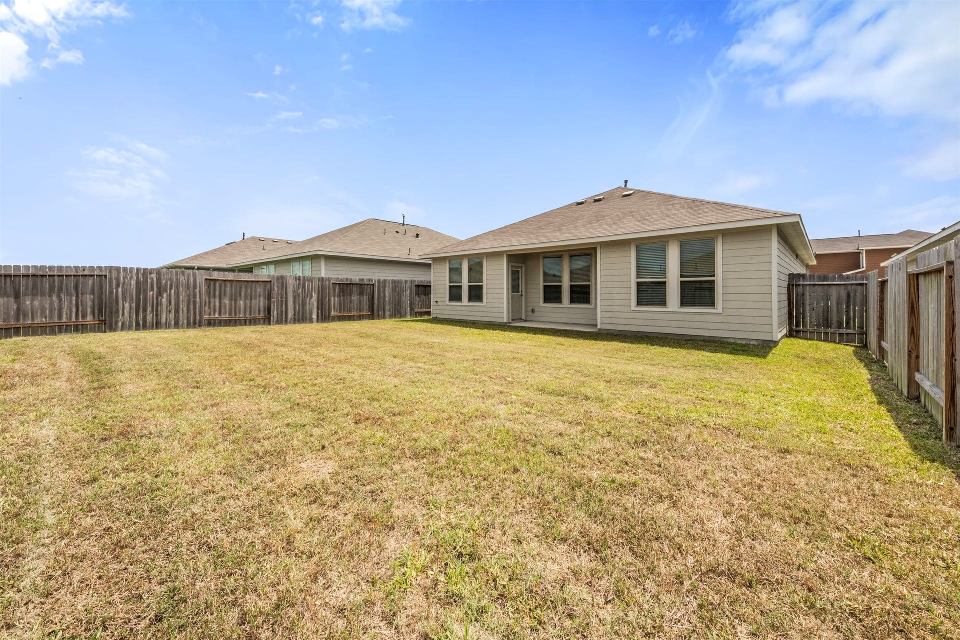 25814 Northpark Pine Drive, Porter, TX 77365 Alternate view of backyard