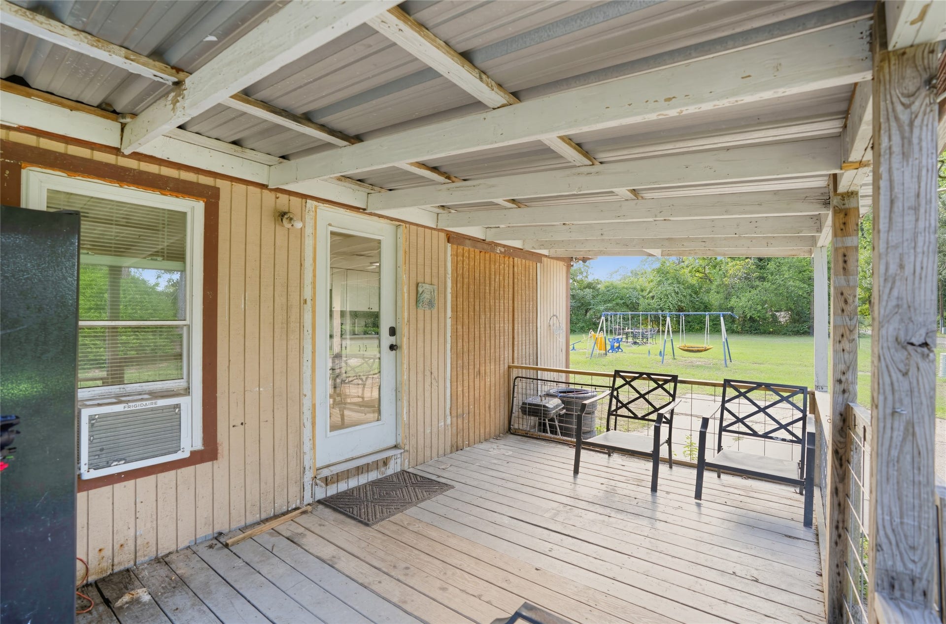 16887 Main Street, Splendora, TX 77372