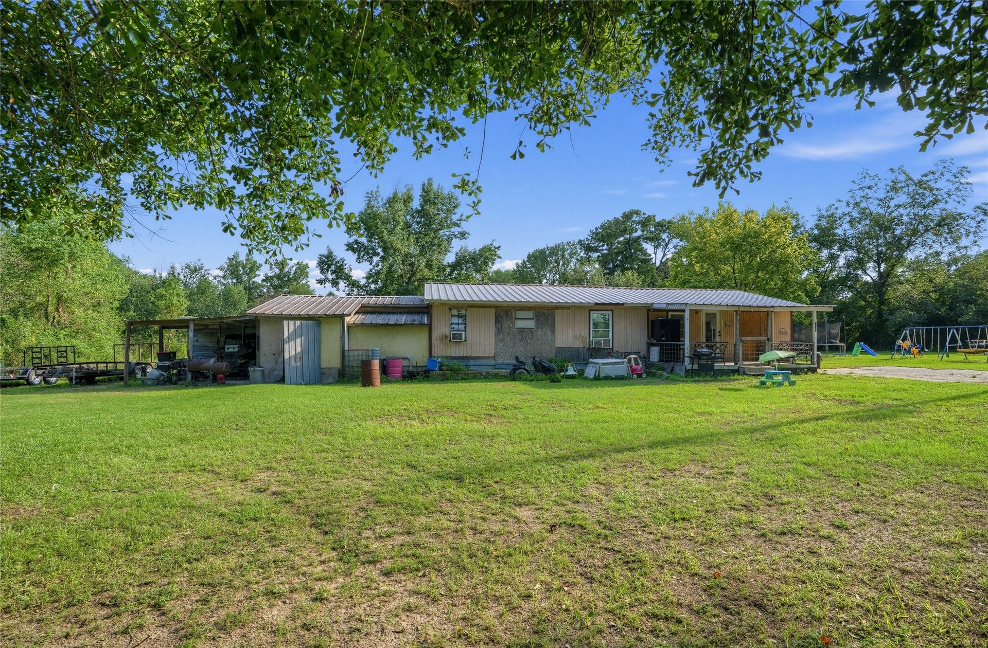 16887 Main Street, Splendora, TX 77372
