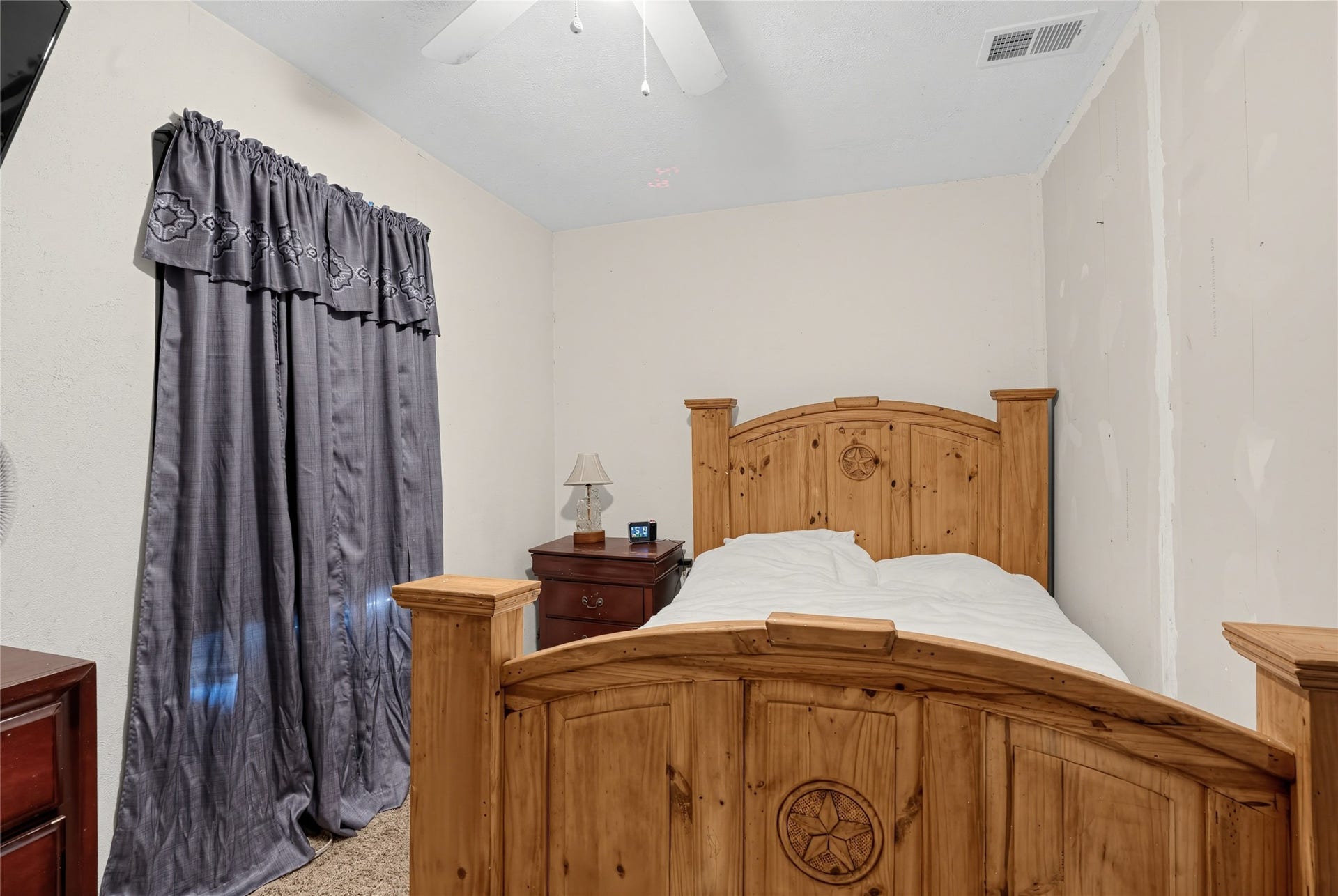 16887 Main Street, Splendora, TX 77372