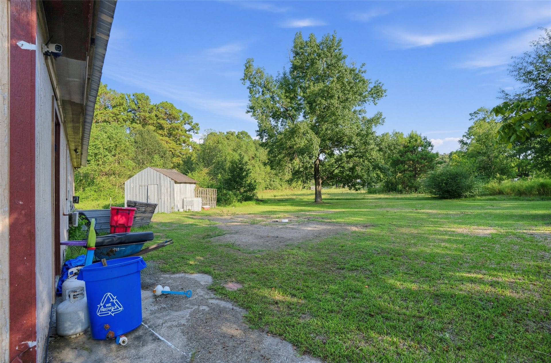 16887 Main Street, Splendora, TX 77372