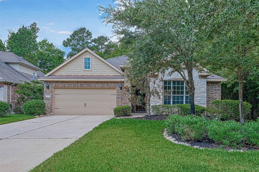 Property photo for 150 W Heritage Mill Circle, Tomball, TX