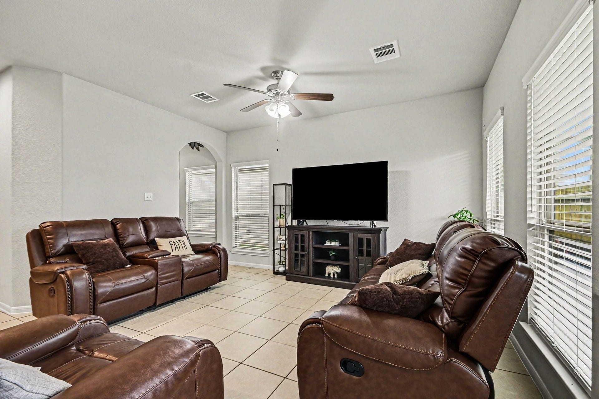6521 Macroom Meadows Lane, Houston, TX 77048