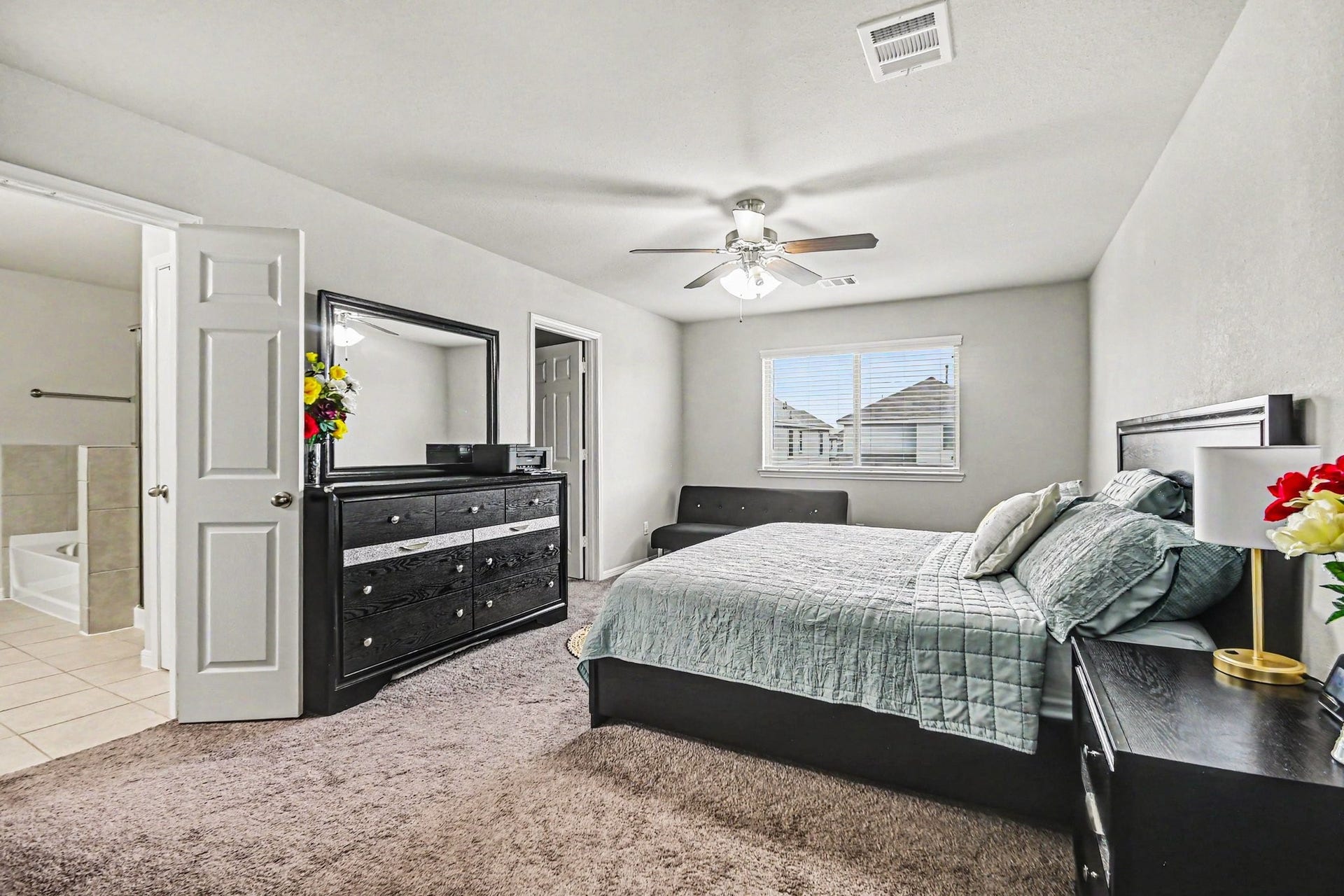 6521 Macroom Meadows Lane, Houston, TX 77048