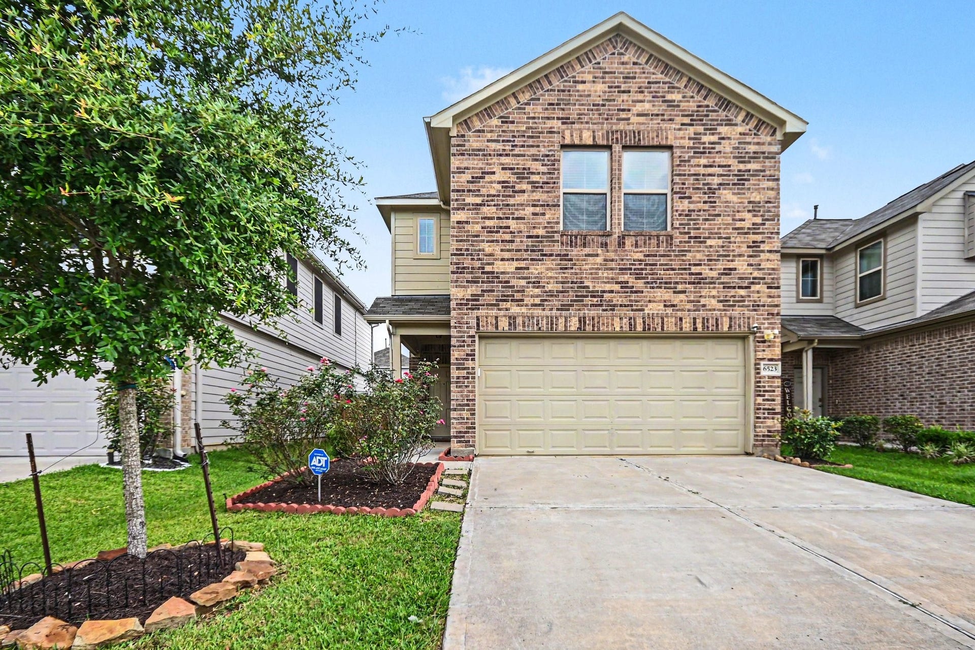 6521 Macroom Meadows Lane, Houston, TX 77048