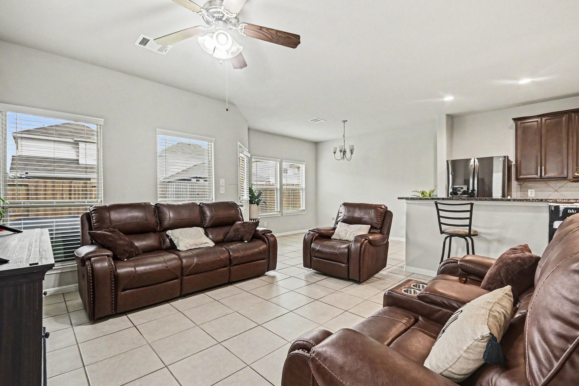 6521 Macroom Meadows Lane, Houston, TX 77048